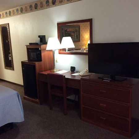 Sports Club Motel Wayne Екстериор снимка