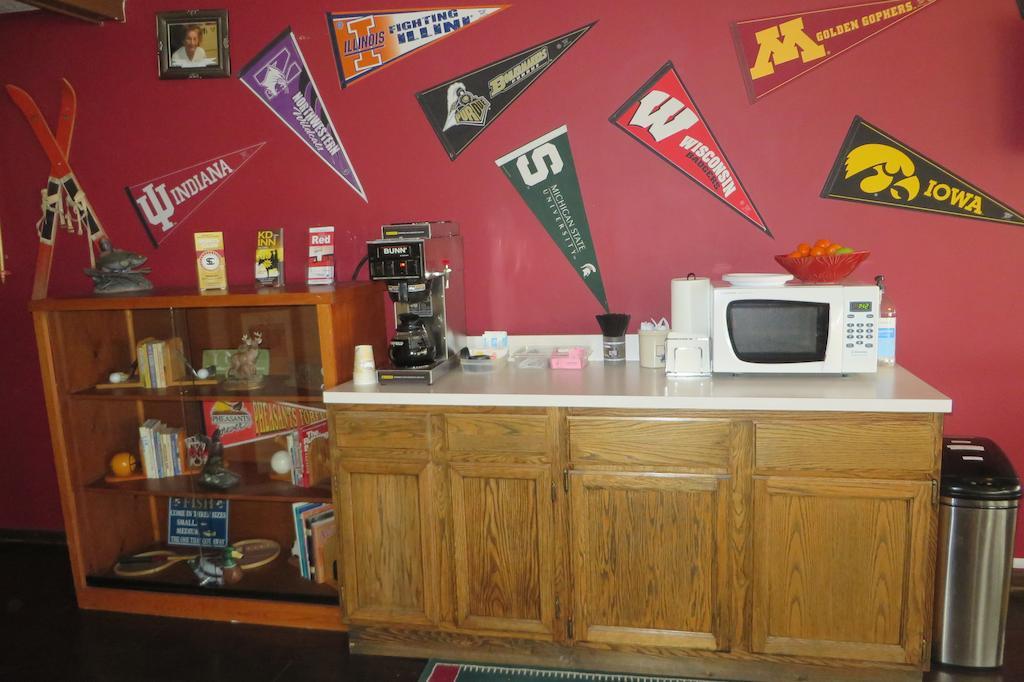 Sports Club Motel Wayne Екстериор снимка
