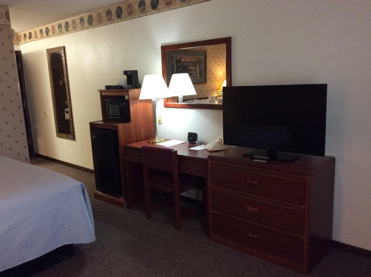 Sports Club Motel Wayne Екстериор снимка