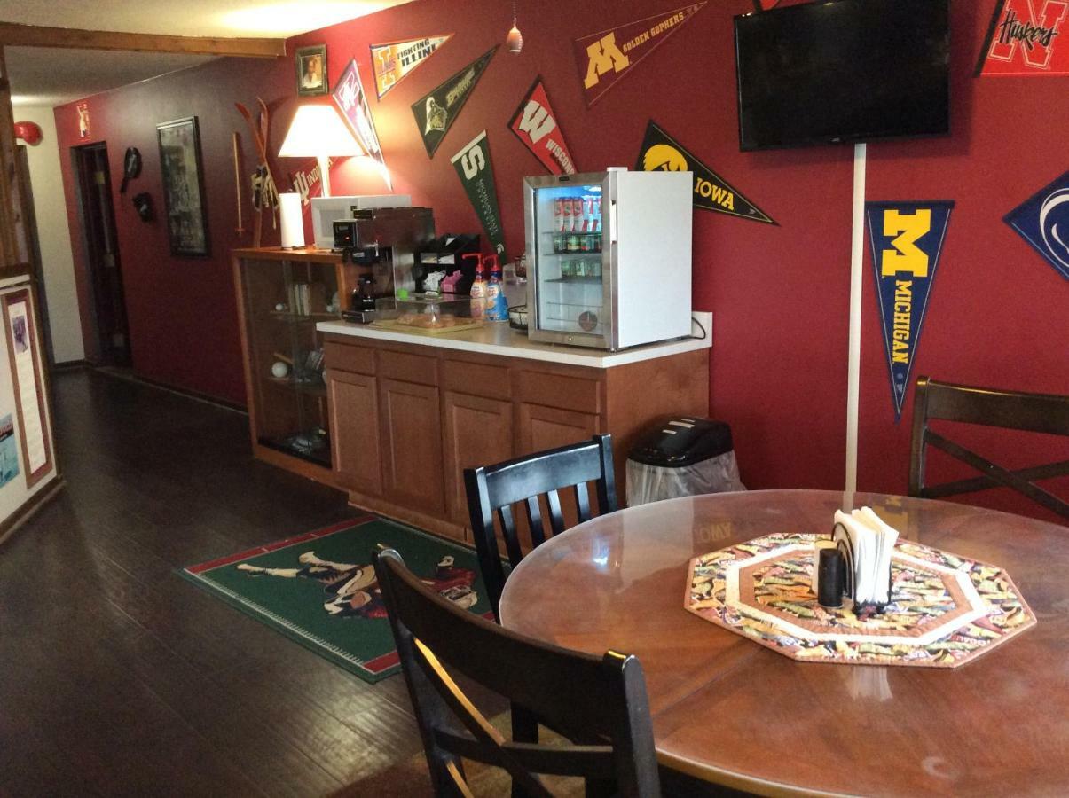 Sports Club Motel Wayne Екстериор снимка